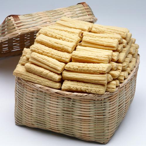 Changpyeong Yeot (Korean Traditional Rice Taffy) Gift Set in Bamboo Basket 9kg